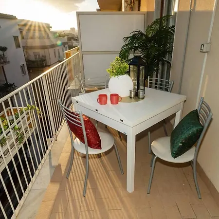 Apartment Hanura