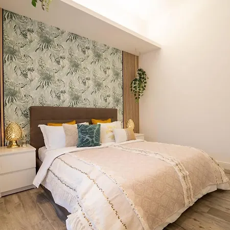Apartment Hanura *