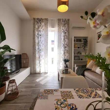 Apartment Hanura *